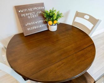 1b1b Cozy Unit in Ravenna close to U District - Seattle - Dining room