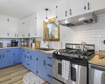 Pleasant Place: A Family Stay in Palmyra - Palmyra - Cuisine