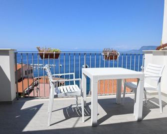 Signora Tita B&B Chianalea - Scilla - Scilla - Balcony