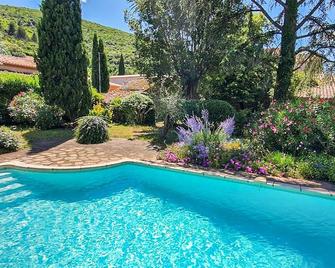 Amazing home in Berlou - Berlou - Piscina
