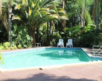 Highway 1 Holiday & Lifestyle Park - Salisbury - Pool