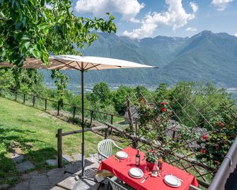 Baita Degli Orsi by Interhome - Domodossola - Balkón