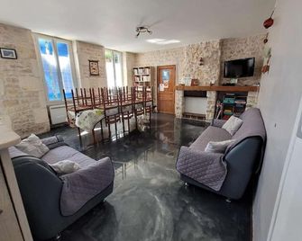 Traditional renovated Charente house - Saint-Pierre-d'Oléron - Salon