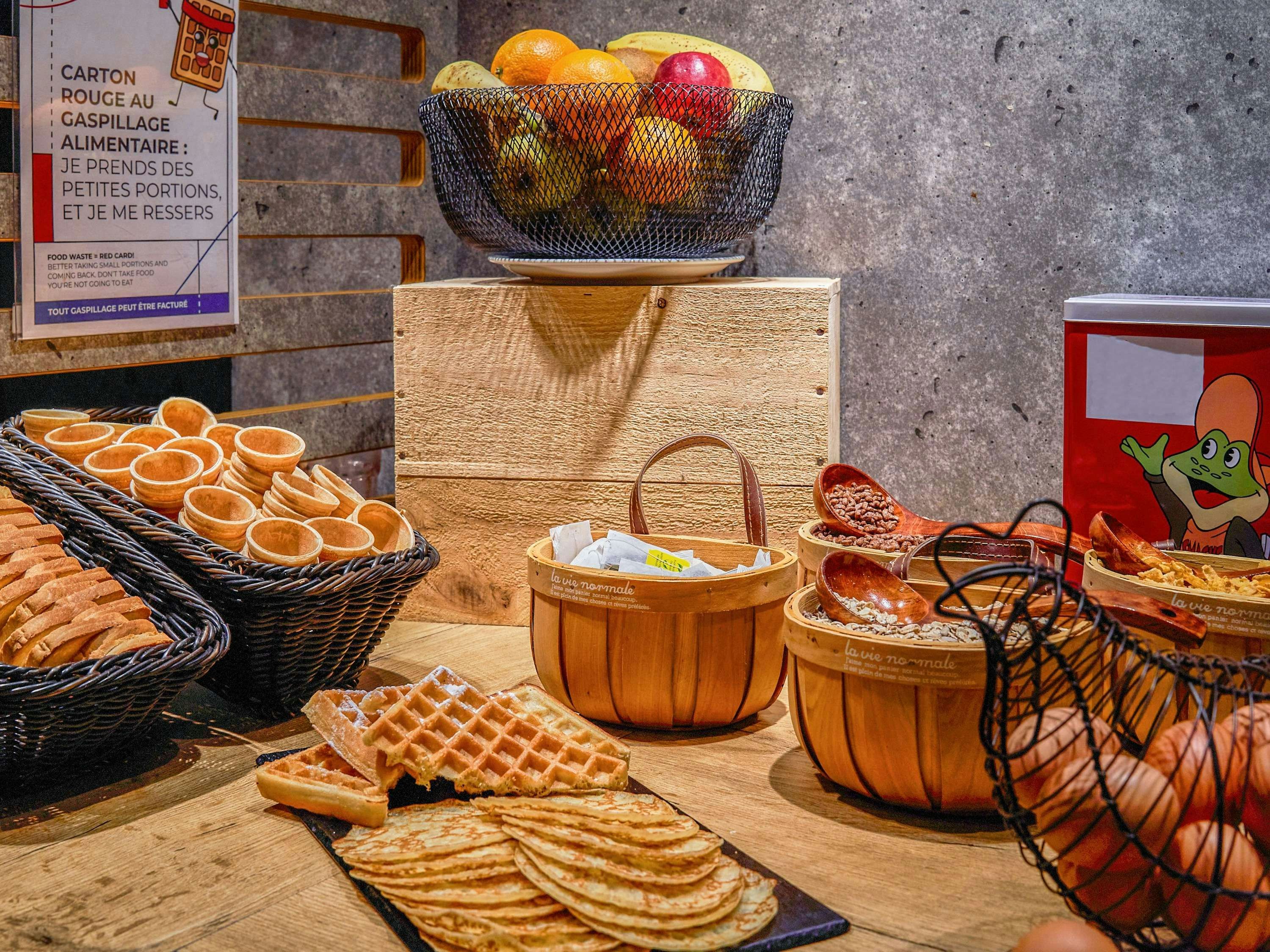 ibis budget Bordeaux Centre Gare Saint-Jean - בורדו - מסעדה