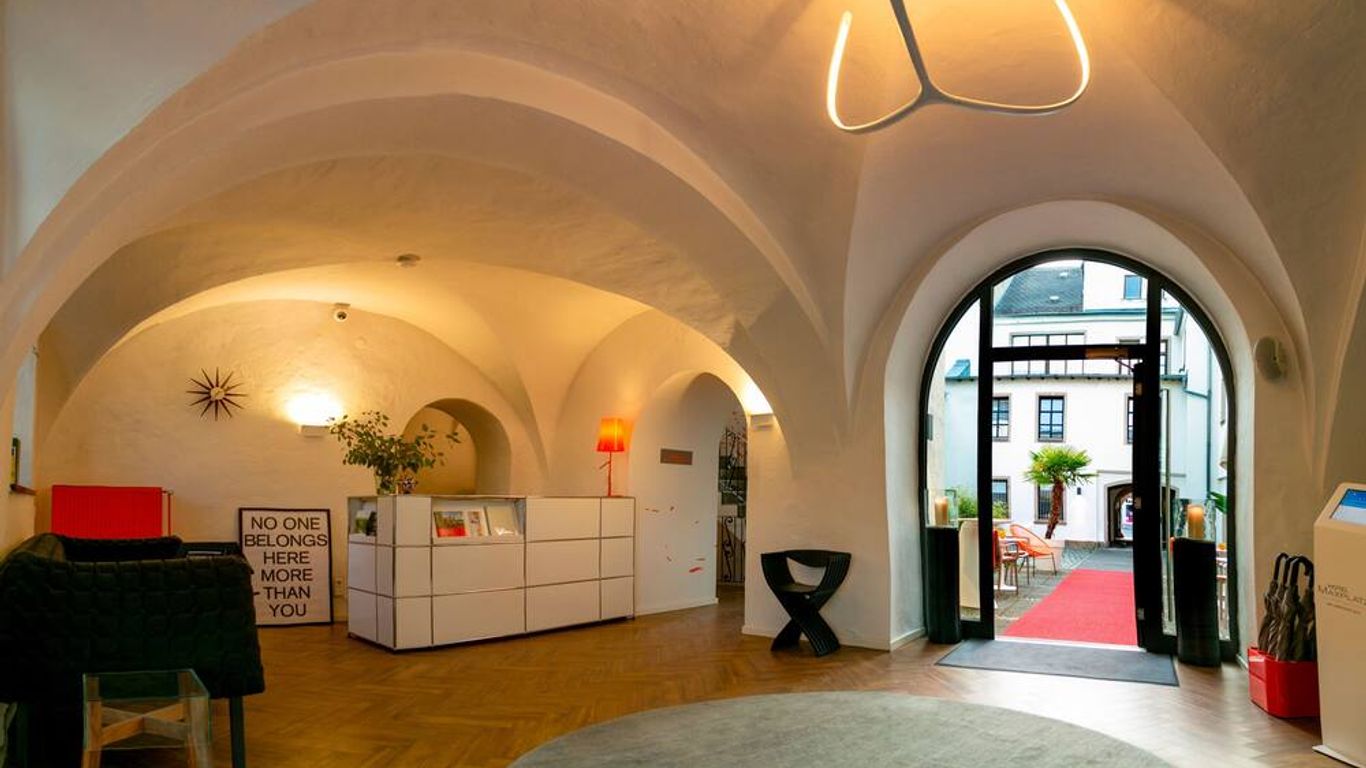 Hotel Maxplatz
