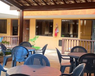 Clube Praiano - Cabo Frio - Innenhof