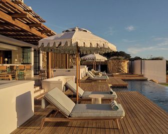 The Alexander Estate - Noordhoek