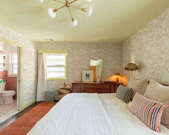 Harlem Valley Hideout: Artsy ~ Pool ~ Tennis - Pawling - Habitación