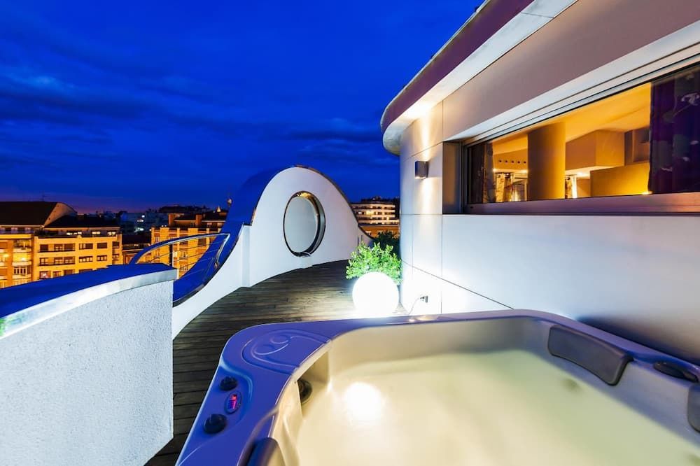 هوتل ناتشر أوفيدو - أوفييدو - شرفة