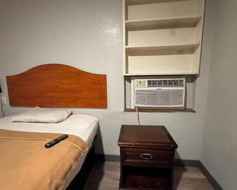 Chamberlayne Motel by Belvilla Richmond North - Richmond - Bedroom