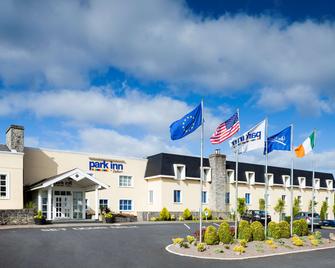 Park Inn by Radisson Shannon Airport - Shannon - Edificio