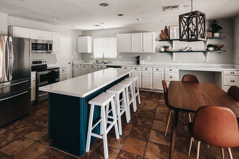 Resort Style Heated Pool close to Entertainment - טולסון - מטבח