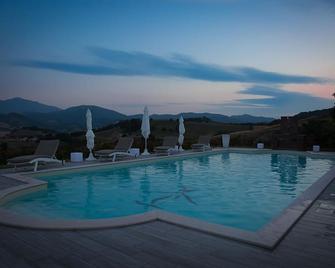 Agriturismo Le Capannacce Urbania - Urbania - Camera da letto