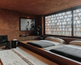 Further Hotel - North Kuta - Bedroom