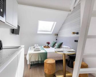 Cosy Apartment - 1br/4p - Eiffel Tower - Parijs - Eetruimte