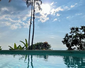 Ventanas Parapente Piedechinche - Bed and Breakfast Premium - El Cerrito - Piscina