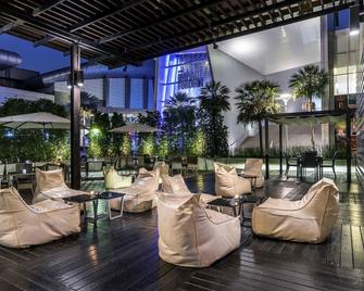 Novotel Bangkok Impact - Mueang Nonthaburi - Bar