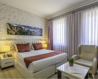 Real House Boutique Hotel - Кайсері - Спальня