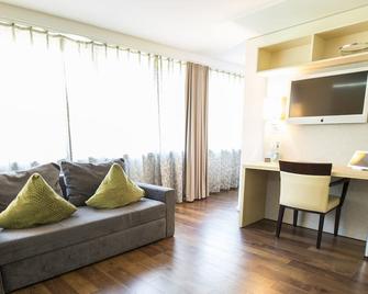 Bonnox Boardinghouse & Hotel - Bonn - Phòng khách