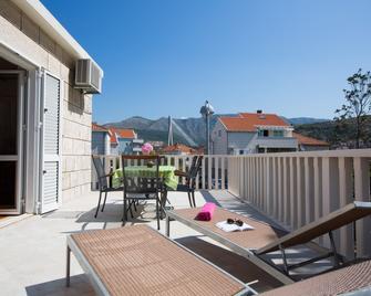 Aida Apartments And Rooms For Couples And Families Free Parking - Дубровник - Балкон