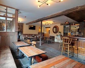 The Horseshoe Inn - Crickhowell - Bar