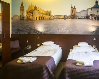 Vinci Hotel Airport - Modlnica - Schlafzimmer