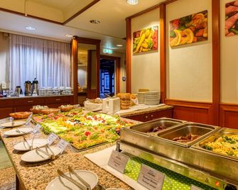 Sporthotel Bad Bevensen - Bad Bevensen - Buffet