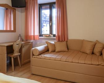 Hotel Cima d'Asta - Pieve Tesino - Wohnzimmer