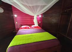 Treehouses Glamping in the jungle of Costa Rica 10mn from the beach - Puerto Viejo de Talamanca - Bedroom