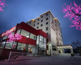Paris Fc Express - Poza Rica - Edificio