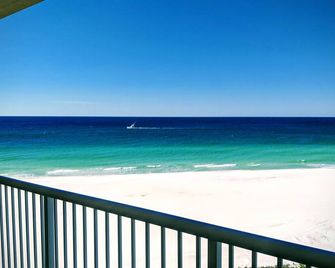 Set your clock to Beach time! Renovated, high end Condo, stunning views (622) - Destin - Playa