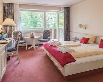 Double Room Balcony - Hotel Ilmenautal - Bad Bevensen - Slaapkamer