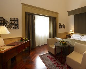 Grand Hotel Piazza Borsa - Palermo - Sovrum