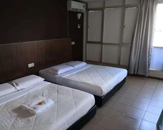 Aircondroom@Medan Inn - Bintulu - Bedroom