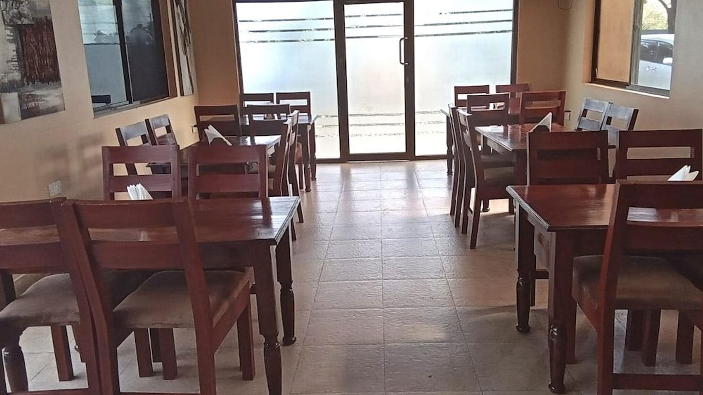 Transit Airport B&B