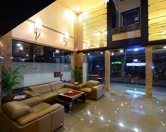 Hotel Winway - Indore - Lobby