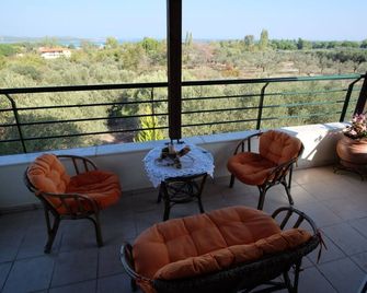 Billias House Vourvourou 4-Room House, 8 People With Great Views Of The Sea - Vourvourou - Balcón
