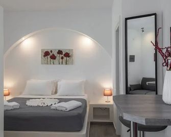 Sunset Village - Paleochori