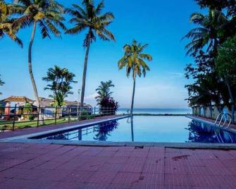Paradise Resort - Kottayam - Pool