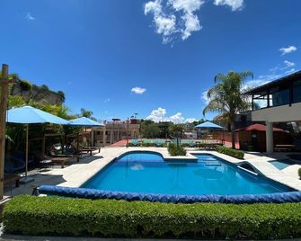 Hotel Bungalows La Era - Ixtapan de la Sal