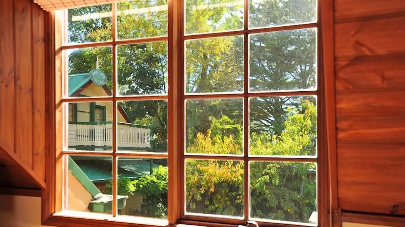 Mary Cards Coach House