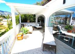 Villa Nogal Fuengirola - Fuengirola - Balkon