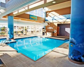 Ocean Key Resort next to Rudee Inlet - Virginia Beach - Pool