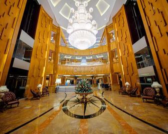 رويال سويس لاهور - لاهور - ردهة