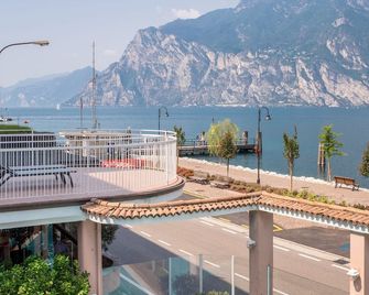 Lake Hotel Ifigenia - Nago–Torbole - Extérieur