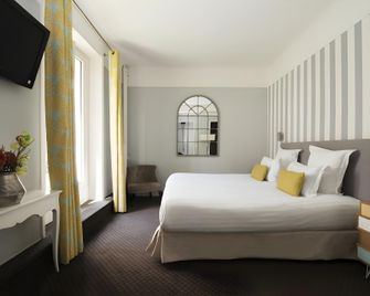 Hotel Des Batignolles - Paris - Sovrum