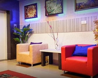 Vaishali Deluxe Comfort - Tumkūr - Lobby