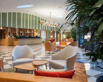 Four Points by Sheraton Ljubljana Mons - Ljubljana - Lobby