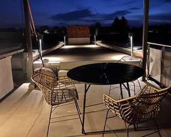 Luxus Loft über den Dächern von Roding - Roding - Balkon