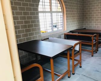 Hotel Sahyadri Agro Farm - Sātāra - Dining room